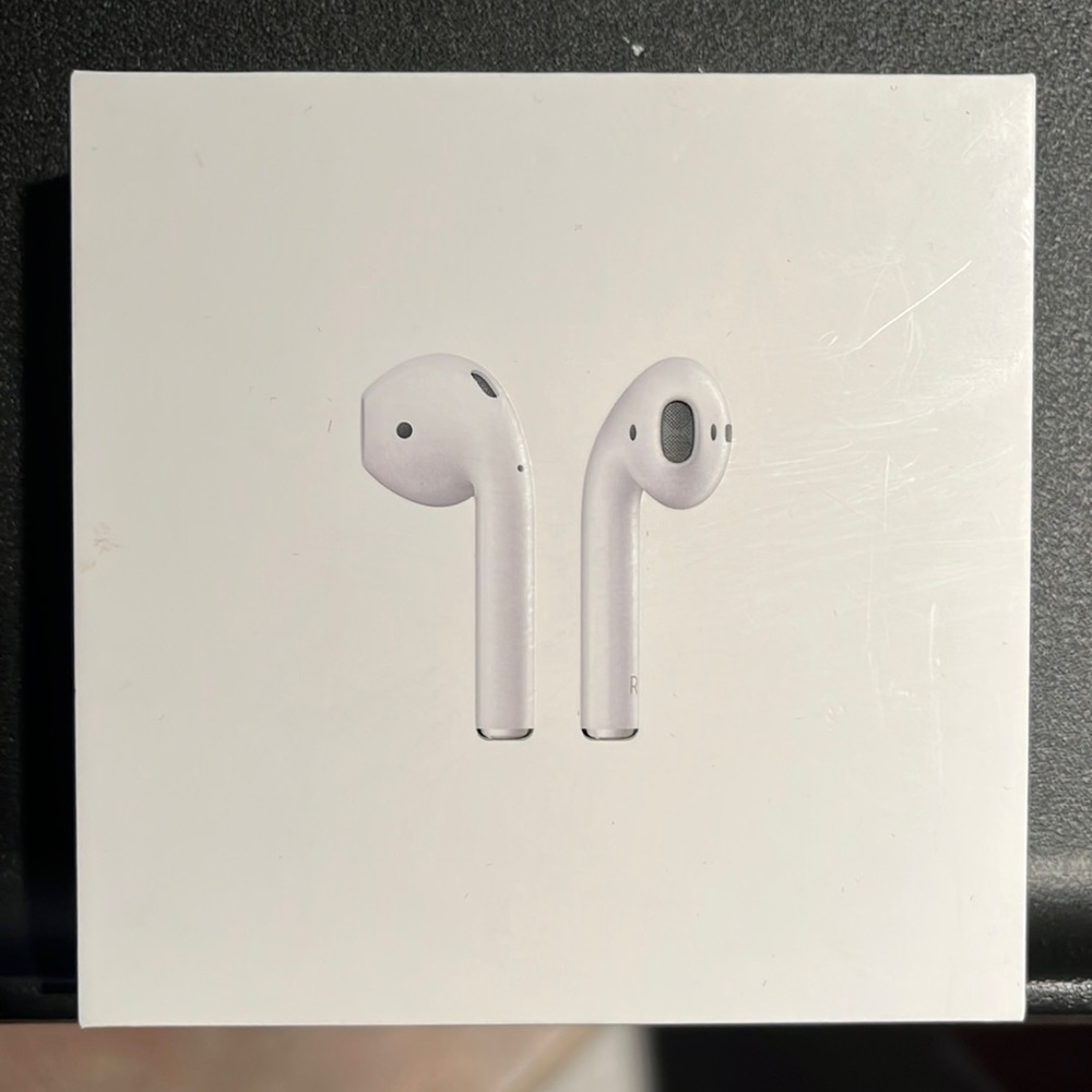 Apple AirPods wireless charging case White BOX ONLY